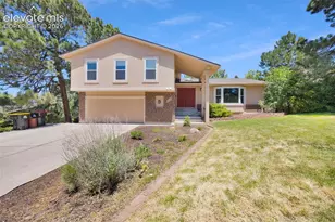 1928 Brookdale Dr, Colorado Springs, CO 80918 - Photo 2