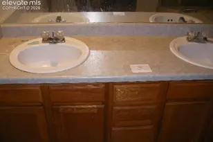 1563 W Costilla St, Colorado Springs, CO 80904 - Photo 4