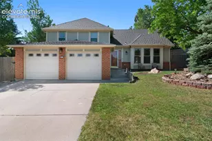 865 Grey Eagle Circle, Colorado Springs, CO 80919 - Photo 2