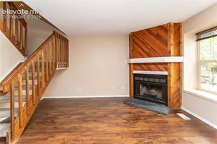 6853 Mountain Top Ln, Colorado Springs, CO 80919 - Photo 4