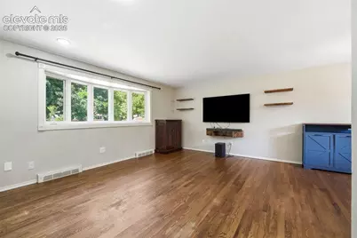 1031 Adams Drive, Colorado Springs, CO 80904 - Photo 8