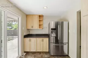1031 Adams Dr, Colorado Springs, CO 80904 - Photo 16