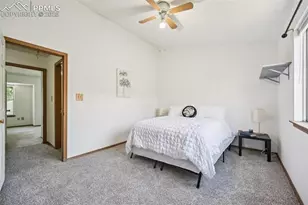 4220 Hunting Meadows Cir, Colorado Springs, CO 80916 - Photo 18