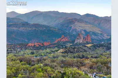 2155 Wheeler Avenue, Colorado Springs, CO 80904 - Photo 2