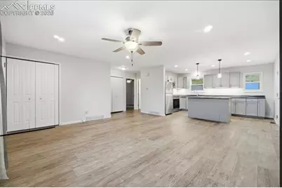2155 Wheeler Avenue, Colorado Springs, CO 80904 - Photo 10