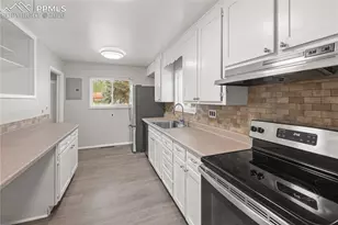 2318 E Caramillo St, Colorado Springs, CO 80909 - Photo 10