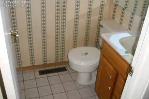 2822 Valley Hi Ave, Colorado Springs, CO 80910 - Photo 6