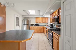 544 N Raymont Dr, Pueblo, CO 81007 - Photo 8