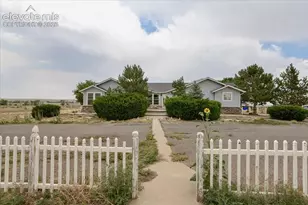 544 N Raymont Dr, Pueblo, CO 81007 - Photo 2