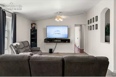 544 N Raymont Drive, Pueblo, CO 81007 - Photo 14
