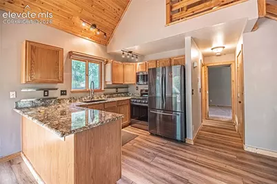 10668 W Highway 24, Green Mountain Falls, CO 80819 - Photo 10