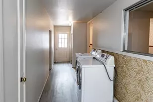 2203 Templeton Gap Rd, Colorado Springs, CO 80907 - Photo 26