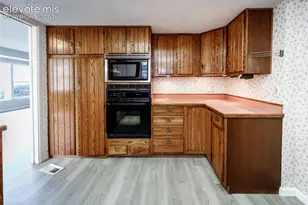 2203 Templeton Gap Rd, Colorado Springs, CO 80907 - Photo 14
