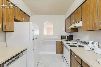 406 Valley Hi Circle #B, Colorado Springs, CO 80910 - Photo 20