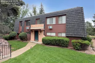 2959 Mesa Rd, Colorado Springs, CO 80904 - Photo 1