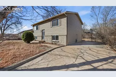 1310 Burnham Street, Colorado Springs, CO 80906 - Photo 2