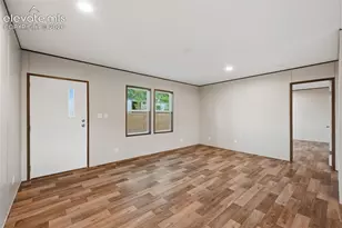 281 E Stewart Dr, Pueblo, CO 81007 - Photo 6