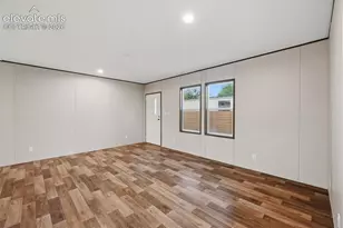 281 E Stewart Dr, Pueblo, CO 81007 - Photo 8