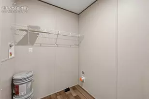 281 E Stewart Dr, Pueblo, CO 81007 - Photo 32