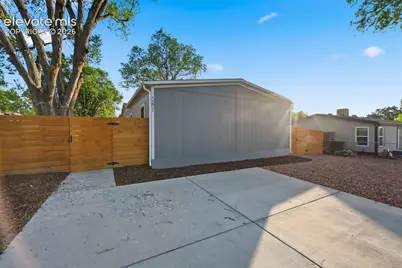 281 E Stewart Drive, Pueblo, CO 81007 - Photo 36