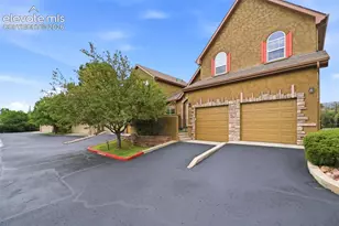 6638 Bethesda Point, Colorado Springs, CO 80918 - Photo 4