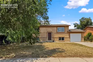 3642 Darkwood Pl, Colorado Springs, CO 80910 - Photo 2