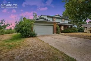 495 Guyout Ridge Ct, Colorado Springs, CO 80919 - Photo 2