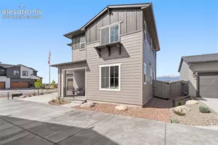 6912 Knapp Dr, Colorado Springs, CO 80924 - Photo 2