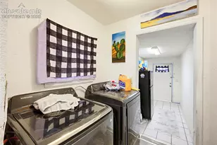 1047 Pine St, Pueblo, CO 81004 - Photo 22