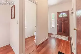 13 Oak Pl, Manitou Springs, CO 80829 - Photo 6