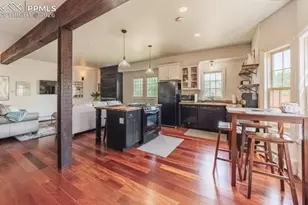 13 Oak Pl, Manitou Springs, CO 80829 - Photo 14