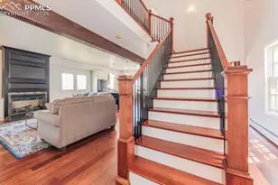 13 Oak Pl, Manitou Springs, CO 80829 - Photo 2