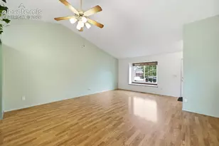 637 Trailcrest Ct, Colorado Springs, CO 80906 - Photo 10
