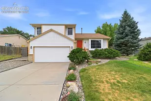 637 Trailcrest Ct, Colorado Springs, CO 80906 - Photo 2