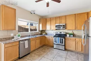 9622 Yukon Way, Colorado Springs, CO 80925 - Photo 4