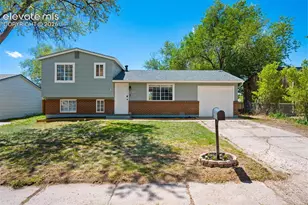 7115 White Mountain Dr, Colorado Springs, CO 80915 - Photo 1