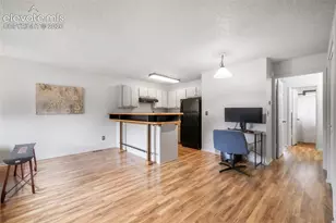 2015 Erin Loop, Colorado Springs, CO 80918 - Photo 10