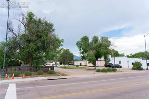 325 S Santa Fe Ave, Fountain, CO 80817 - Photo 6
