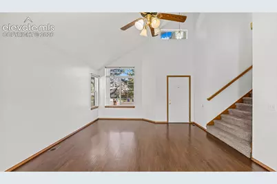 9221 Chieftan Drive, Colorado Springs, CO 80925 - Photo 6