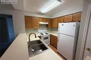 3612 Iguana Dr, Colorado Springs, CO 80910 - Photo 4
