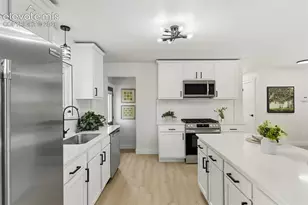 705 Pioneer Ln, Colorado Springs, CO 80904 - Photo 16