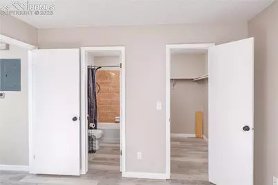 2516 Glen View Avenue, Colorado Springs, CO 80904 - Photo 20