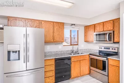 2516 Glen View Avenue, Colorado Springs, CO 80904 - Photo 14