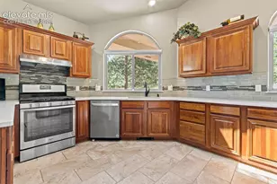 7524 Engineers Ct, Larkspur, CO 80118 - Photo 8
