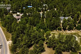 7524 Engineers Ct, Larkspur, CO 80118 - Photo 4