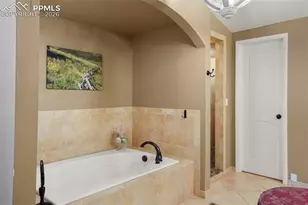 1660 Mesa Ave, Colorado Springs, CO 80906 - Photo 12