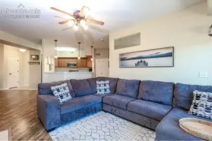 2085 Montura View, Colorado Springs, CO 80919 - Photo 14