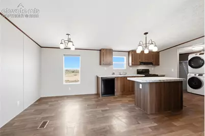 21425 Oak View, Fountain, CO 80817 - Photo 6