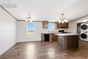 21425 Oak Vw, Fountain, CO 80817 - Photo 6