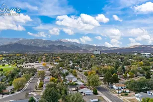 2227 Saranac Dr, Colorado Springs, CO 80910 - Photo 36